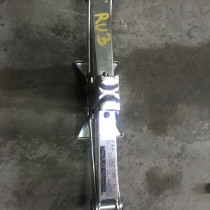 Домкрат Honda Vezel RU3/RU4 1300 кг.