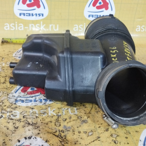 Гофра впускного коллектора Toyota 1UR-FE/3UR-FE Sequoia/Tundra USK65/USK51 резиновая 17880-0S010
