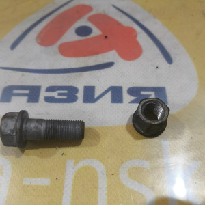 Болт карданного вала Nissan/Infiniti Armada/Patrol/Pathfinder#QX56/QX80 Z62/Y62/R51M/A61 F Цена за болт с гайкой. CEV8D1/V9X/VK56DE/VK56VD/VQ40DE 3712
