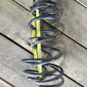 Пружина Nissan QG10 Bluebird Sylphy R