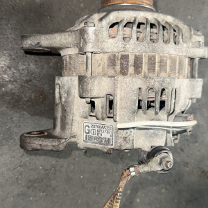 Генератор Subaru EJ25D Legacy BG9 2 контакта 23700-AA350