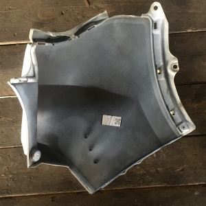 Клык бампера Honda Vezel RU3 зад, прав