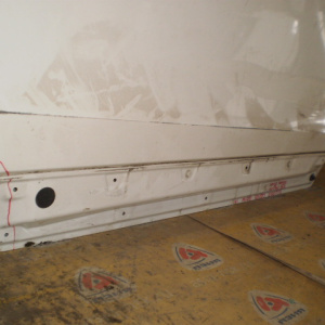 Дверь боковая Mitsubishi Eclipse Cross GK1W '2017-2021 перед, прав Брак (голая) под накладку 5700A960