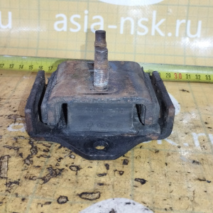 Подушка двигателя Daihatsu HD Rocky F300S 4WD m/t ДЕФЕКТ ТРЕЩИНЫ 1D-4063 / 1D-6063