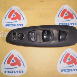 Пульт стеклоподъемника Nissan Pathfinder R52 перед, прав RHD 25401-3KA0B