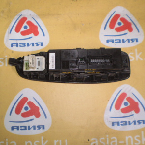 Пульт стеклоподъемника Nissan Pathfinder R52 перед, прав RHD 25401-3KA0B