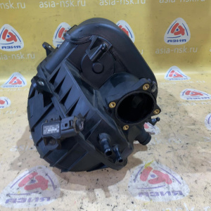 Коллектор впускной Volkswagen AXW/BLR/BLX/BVY Passat 1K1/1T1/B6/3C2 06F133210M
