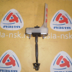 Ограничитель двери Lexus RX450h GYL15 '2009-2015 перед, лев