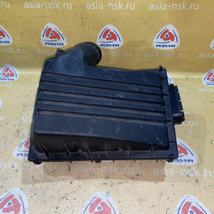 Корпус воздушного фильтра BMW X5 E70 N52N 3.0L бензин 13717548885 '2007