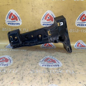 Крепление бампера BMW X5 E70 '2007 угол зад, прав 51127158442