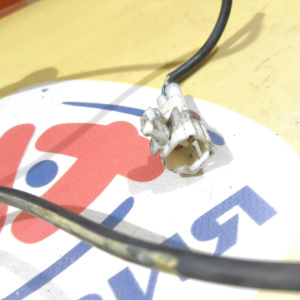 Датчик ABS Toyota Ractis/Vitz/Belta/ist KSP90/NCP100/NCP110/NCP115/NCP91/NCP95/SCP100/SCP90/SCP92 перед, прав ОБРЕЗАНА ФИШКА 89542-52030