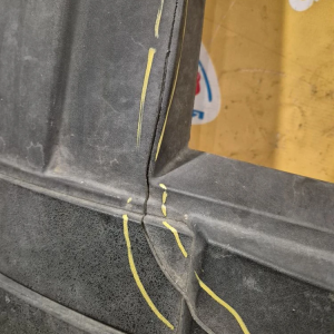 Накладка декоративная на двс Subaru EJ205 Forester SH5 ДЕФЕКТ 14025AA320