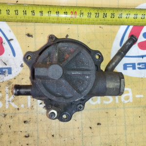 Вакуумник на генератор Mitsubishi 4D68 Chariot/RVR N28W/N48W '09.1992-03.1997 8 зуб. ( S ) MD611915