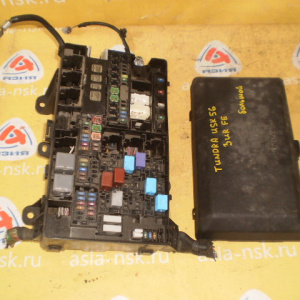 Блок предохранителей Toyota USK56 (XK50) Tundra '2006-2013 3UR-FE (большой) комплектность как на фото