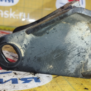 Крепление подушки ДВС Toyota 5A-FE Carina AT212 2WD a/t A240L перед, лев ( J ) 12325-15070