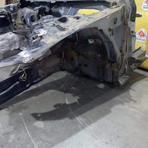 Лонжерон Audi A7 C7/4GA '2011 Правый руль, передняя часть авто в сборе. LX5R