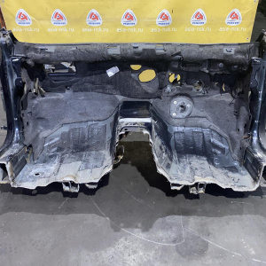Лонжерон Audi A7 C7/4GA '2011 Правый руль, передняя часть авто в сборе. LX5R