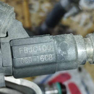 Форсунка Subaru EJ251 Forester SF9 '2001- стоимость за комплект с рейкой L+R + клапан A44-S26 R10 FBJC100 + 17522AA482 + 17523AA462