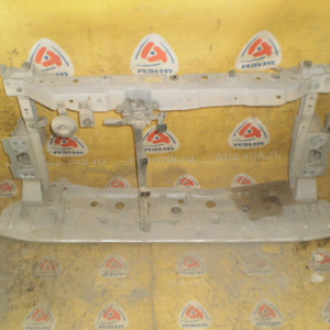Рамка радиатора Toyota Passo Sette M502E '2008-2012 Дефект (коррозия) 53205-B1040