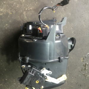 Печка Subaru BH5 Legacy '2000-2002 в сборе 72210-AE210