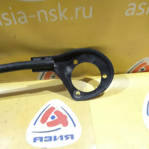 Распорка на стойки Mitsubishi 5220C160 Galant Fortis CX3A F