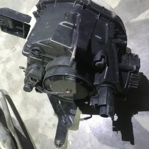 Фара Nissan H015 лев Juke YF15 (деланная)