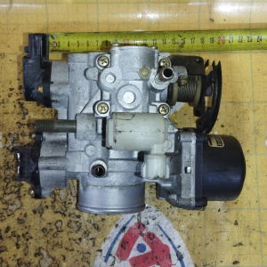 Заслонка дроссельная Toyota 3S-FE Carina ED ST202/ST203 '09.1993-06.1996 22030-74040 + 89632-20010 a/t трамбл 4 болта ДЕФЕКТ ОДНОГО ДАТЧИКА ПОЛОЖЕНИЯ