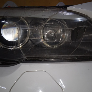 Ноускат BMW 5-Series F10 N52N '2011 530i M Sport белый (дефект стекла праврй фары) 51118048668