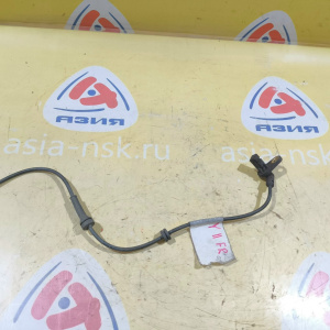 Датчик ABS Nissan Sunny Y11/B15/G10 перед, прав ОБРЕЗАНА ФИШКА QG13DE 47910-6N600 '2003-