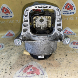 Подушка двигателя Audi CYRB A4 B9/8W5 '2016 2.0L TFSI 4WD DSG-7 перед, лев 8W0199371BD