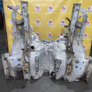 Лонжерон Audi A4 B9/8W5 '2016 Правый руль, передняя часть авто LS9R (без боковых креплений)