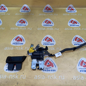 Замок багажника Audi A4 B9/8W5 '2016 4M0827506D