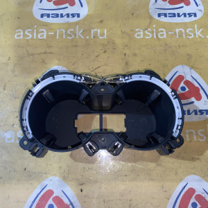 Подстаканник Audi A4 B9/8W5 '2016 8W0862533A