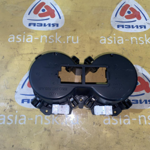 Подстаканник Audi A4 B9/8W5 '2016 8W0862533A