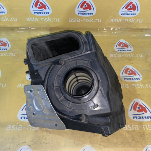 Корпус воздушного фильтра Audi A4 B9/8W5 8W0133835 '2016