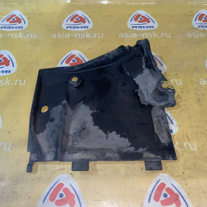 Защита днища кузова Audi A4 B9/8W5 перед, лев '2016 Скол 1 крепления 8W0825201