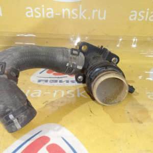 Патрубок системы охлаждения BMW 11118619408 3-Series F30 B58B30A '2017