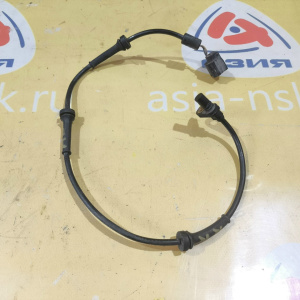 Датчик ABS Nissan AD/Expert VAY12/VJY12/VY12 зад, прав 47900-JJ00A