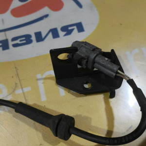 Датчик ABS Nissan Sunny/Bluebird Sylphy B15/FB15/FG10/N16E/QG10/TG10 зад, прав 47900-6N600 '2003-