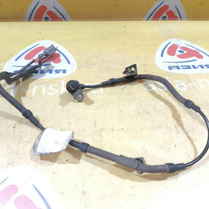 Датчик ABS Nissan Presage/Bassara JTNU30/TNU30 зад, прав 4WD 47900-AE410/47900-AE415 '1998-2003