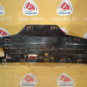Крепление бампера BMW 3-Series F30 '2012 середина снизу R н 51127256921