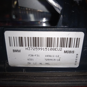 Стоп BMW 3-Series F30 '2013 L в крышку багажника, сломано направляющее крепление 63217259915