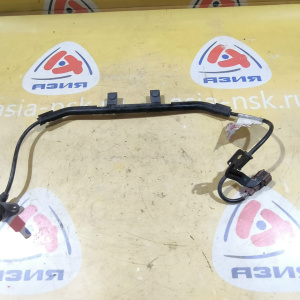 Датчик ABS Nissan Bassara/Presage/R'nessa U30/VU30/N30/HU30/JVU30/JU30/JHU30 зад, прав 47900-AD001/47900-AD060 '1999-2001