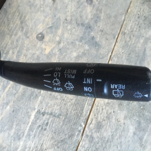 Блок подрулевых переключателей SUBARU Forester SF5 83111-FC030
