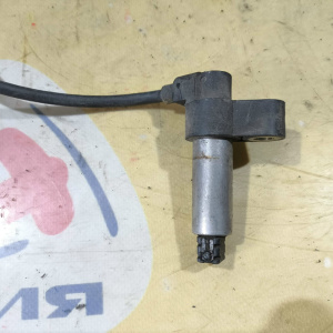 Датчик ABS Nissan Bluebird U14/P11 зад, лев 47901-5J000