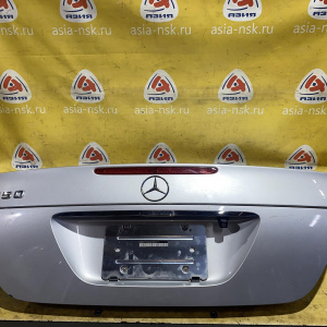 Крышка багажника Mercedes E-Class W211 '2006 E350 JPN Серебро 775U, царапины A2117500375