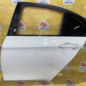Дверь боковая BMW 3-Series F30 '2013 зад, лев белый Shadow-Line, в сборе, царапины