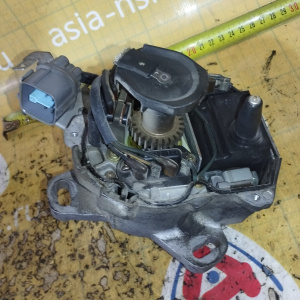 Трамблер Honda F22B Accord CD5/CE1 7+2 конт. В ОДНОМ РАЗЪЁМЕ VTEC ( БЕЗ КРЫШКИ ) D4T92-04