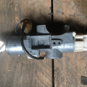 Замок зажигания NISSAN Y11/G10 AD/Wingroad/Bluebird Sylphy m/t