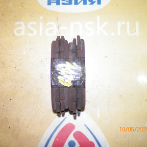 Колодки тормозные Toyota Corolla ZRE141/ZRE142/ZRE143/ZRE172R/ZZE141/ZZE142 Комплект-4штуки. Остаток-60-70%. F 04465-02310